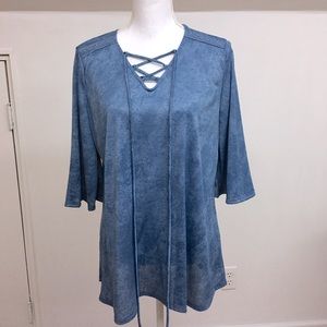 NEW with out tag Vision Denim Blue Lace Top Size M